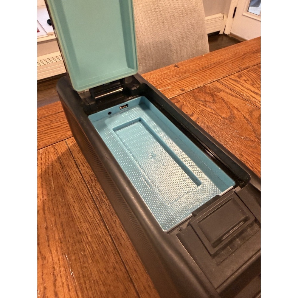 LifeProof Aquaphonics AQ11 portable Bluetooth Speaker No Charger Waterproof - Picture 5 of 7